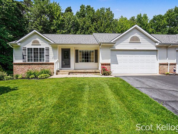 1923 Jack Pine Court, Dorr, MI 49323
