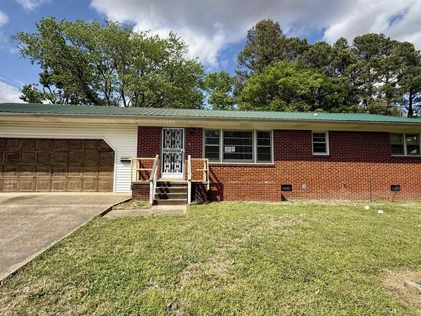 1500 E MATHEWS ST, Union City, TN 38261