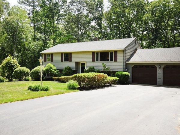 212 Spruce Way, Hanover, MA 02339