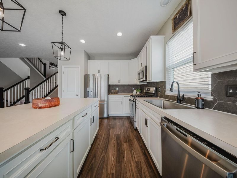 6847 Olde Dutch Road , Westerville, OH 43081 Photo 3