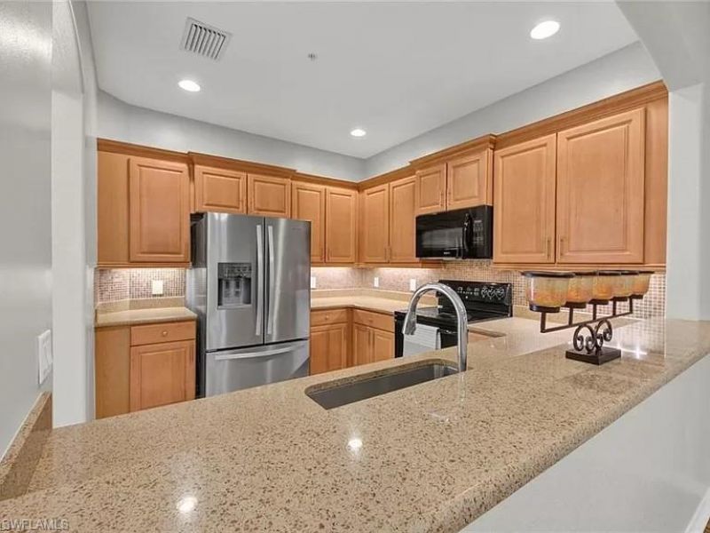 4400 Lazio Way, Unit 202, Fort Myers, FL 33901 Photo