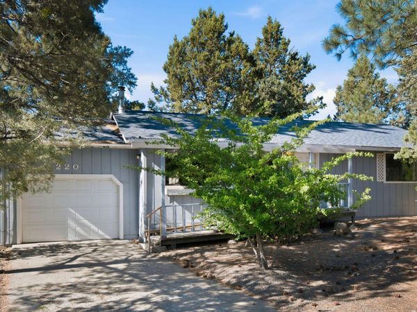 220 SW Maricopa Drive, Bend, OR 97702