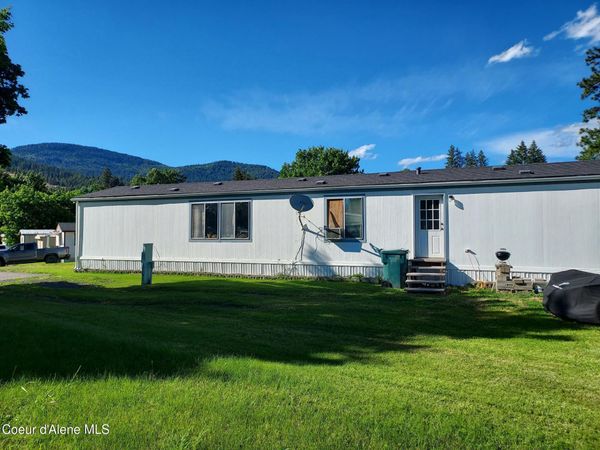 8270 W Meadow Brook CIR , Rathdrum, ID 83858