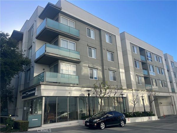 160 S Hudson, Unit 105, Pasadena, CA 91101