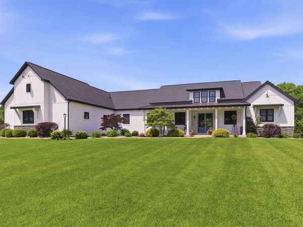 30356 Blackhawk Drive, Granger, IN 46530