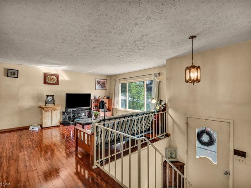 9446 Concord Circle, Twinsburg, OH 44087 Photo 3