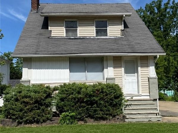 2894 Lost Nation Road , Willoughby, OH 44094