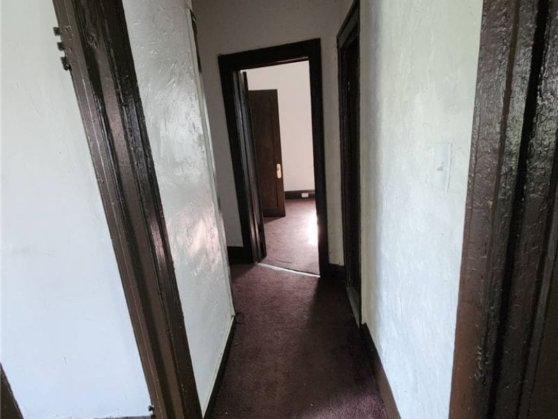 974 Eddy Road, Cleveland, OH 44108 Photo 24