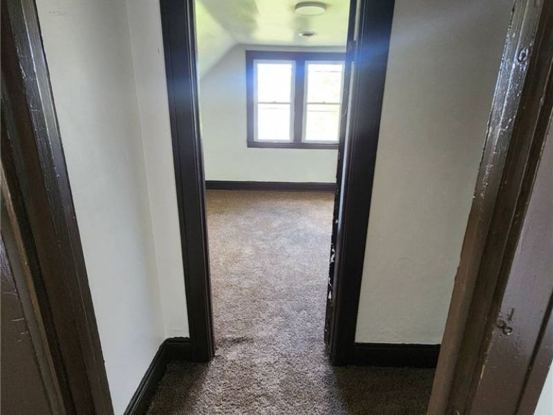 974 Eddy Road, Cleveland, OH 44108 Photo 31