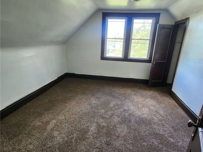 974 Eddy Road, Cleveland, OH 44108 Photo 32