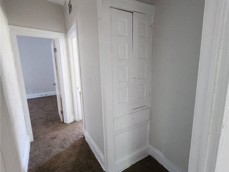 974 Eddy Road, Cleveland, OH 44108 Photo 6