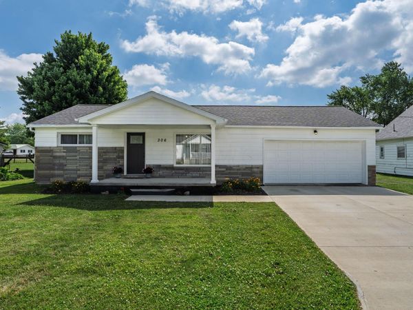 306 S Main Street , Williamsport, OH 43164