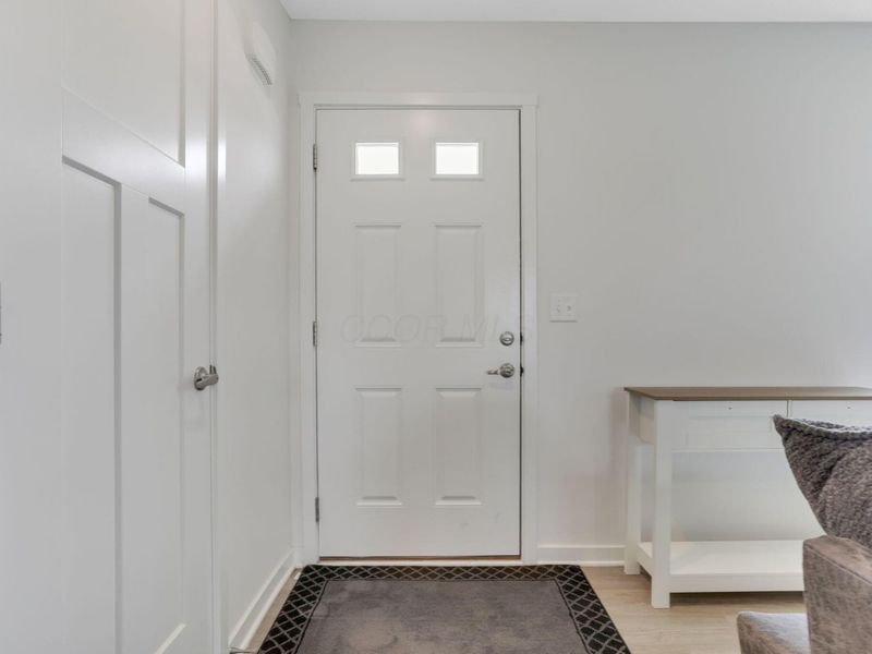 111 Boutot Street, Ashville, OH 43103 Photo 6
