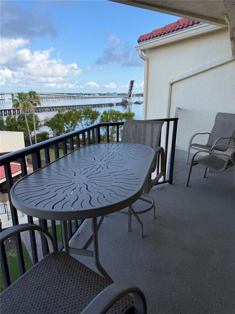 204 3rd Street W, Unit 405, Bradenton, FL 34205 Photo