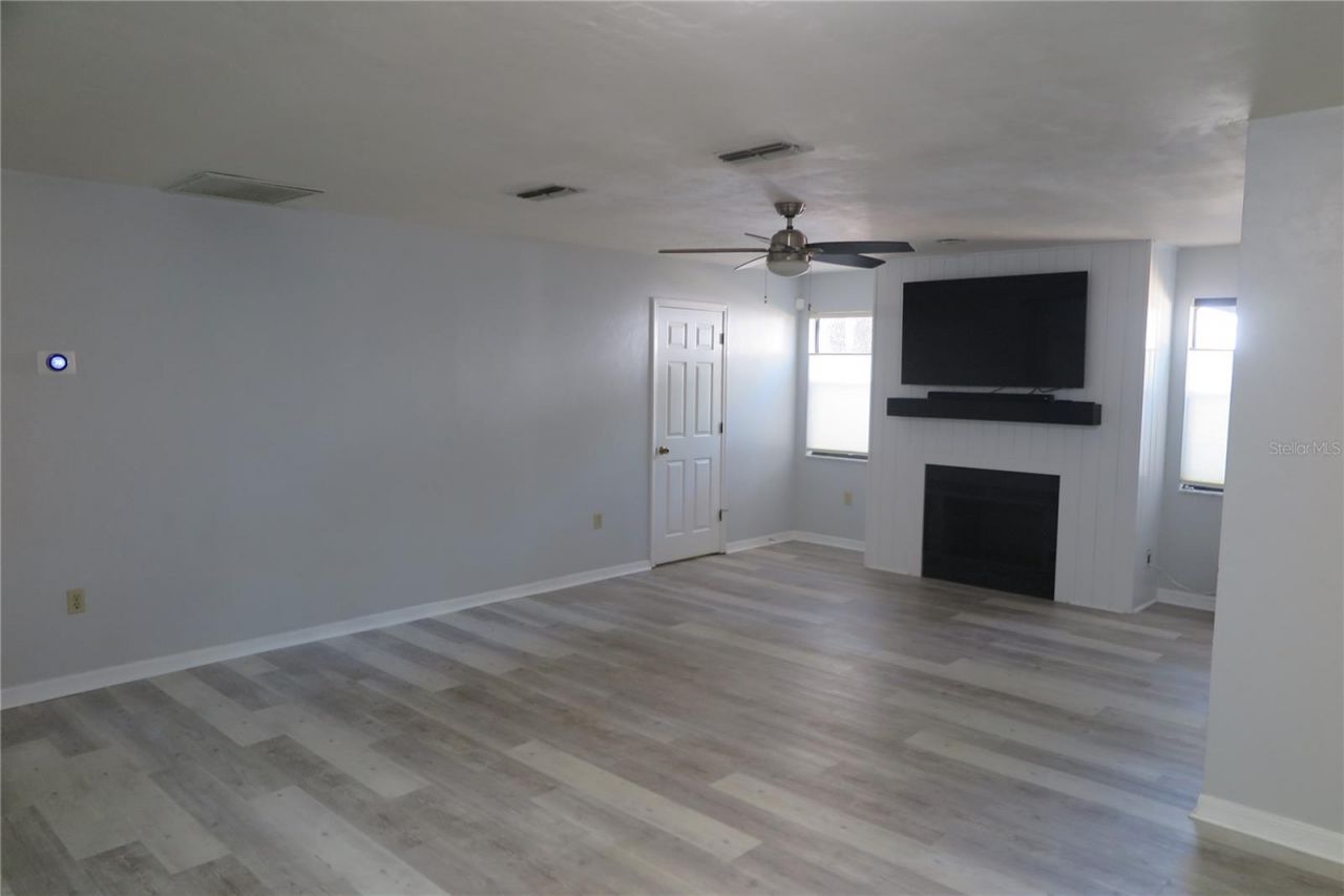 8215 SW 47th Road , Gainesville, FL 32608 Photo