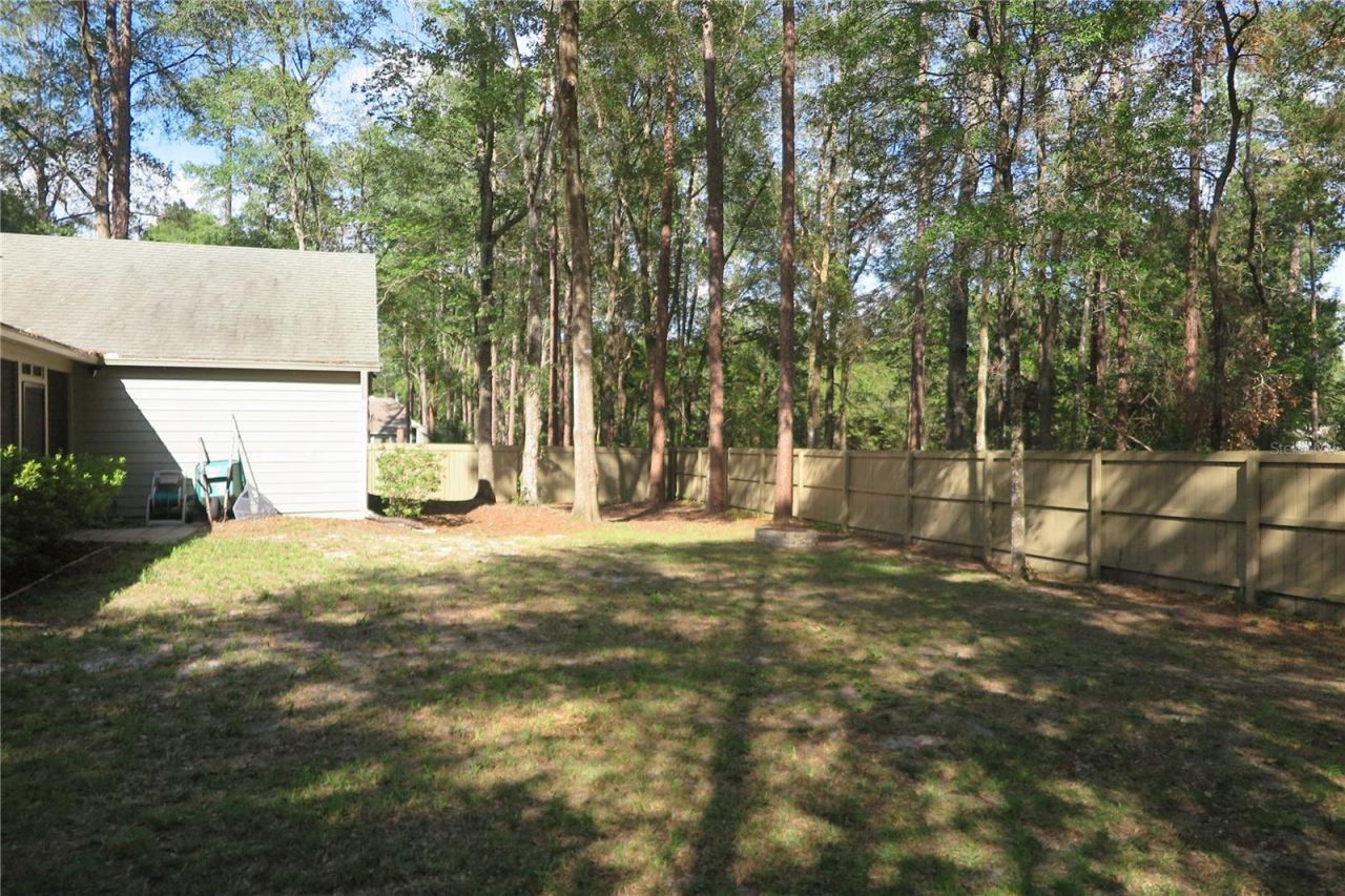 8215 SW 47th Road , Gainesville, FL 32608 Photo