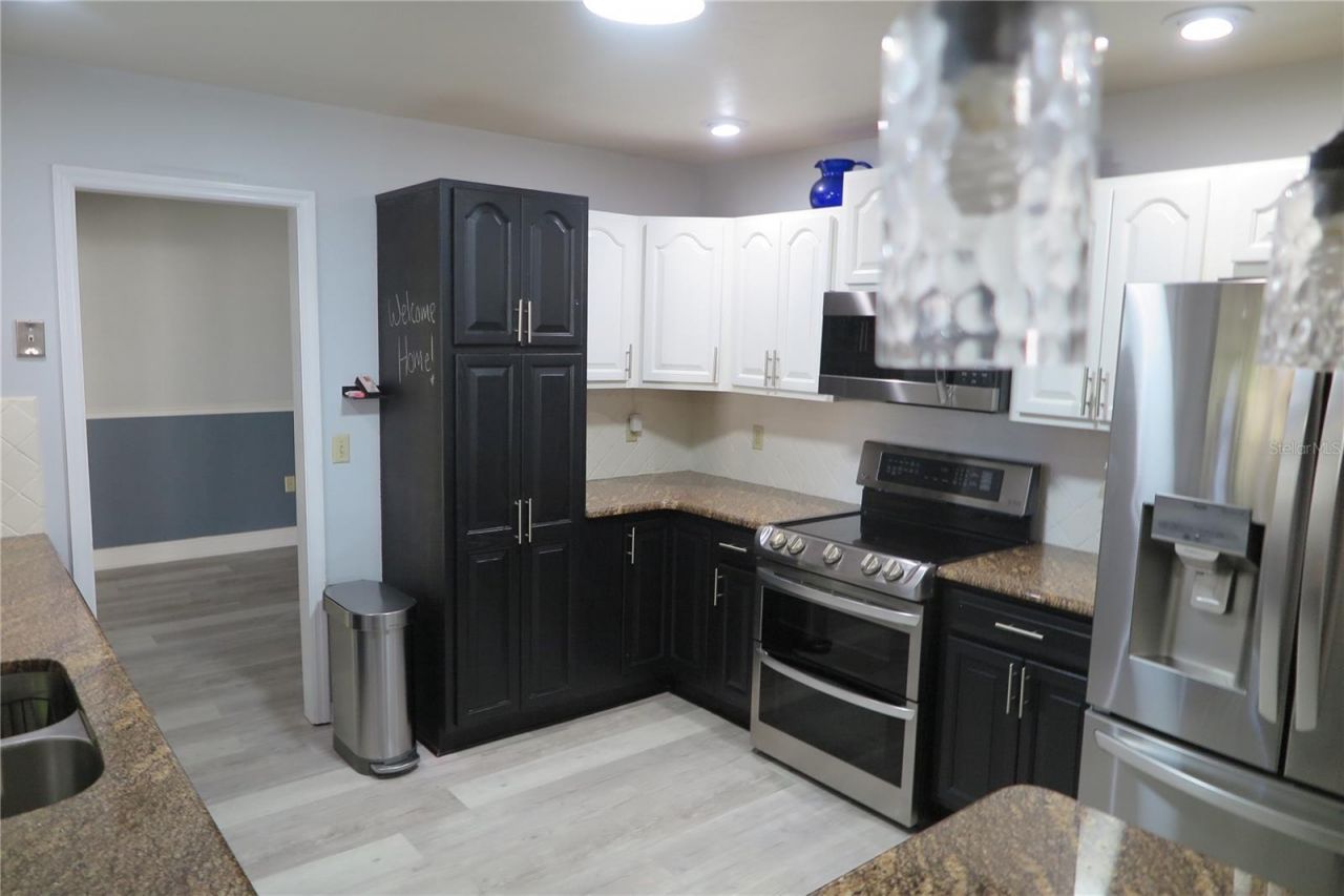 8215 SW 47th Road , Gainesville, FL 32608 Photo