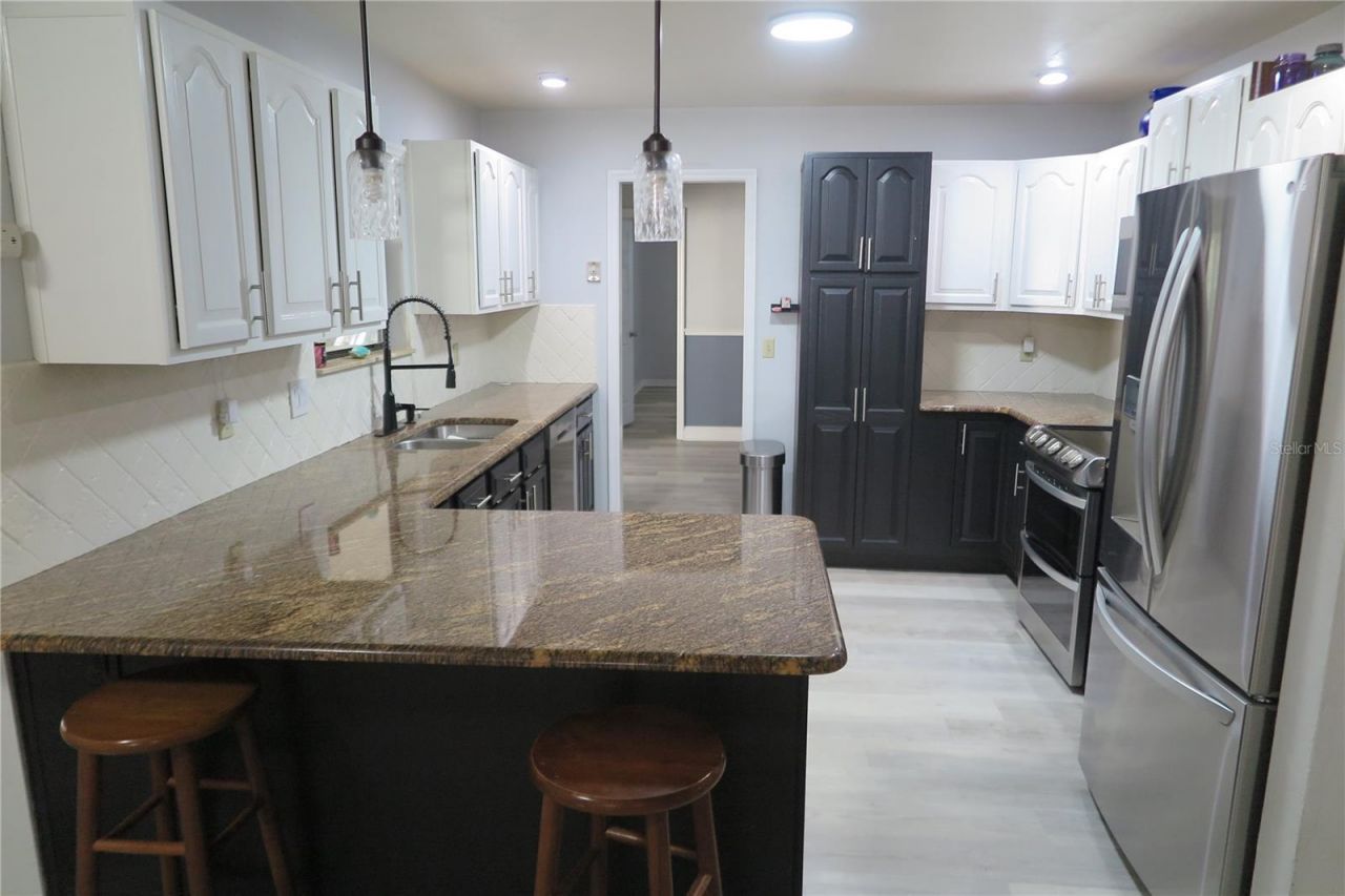 8215 SW 47th Road , Gainesville, FL 32608 Photo