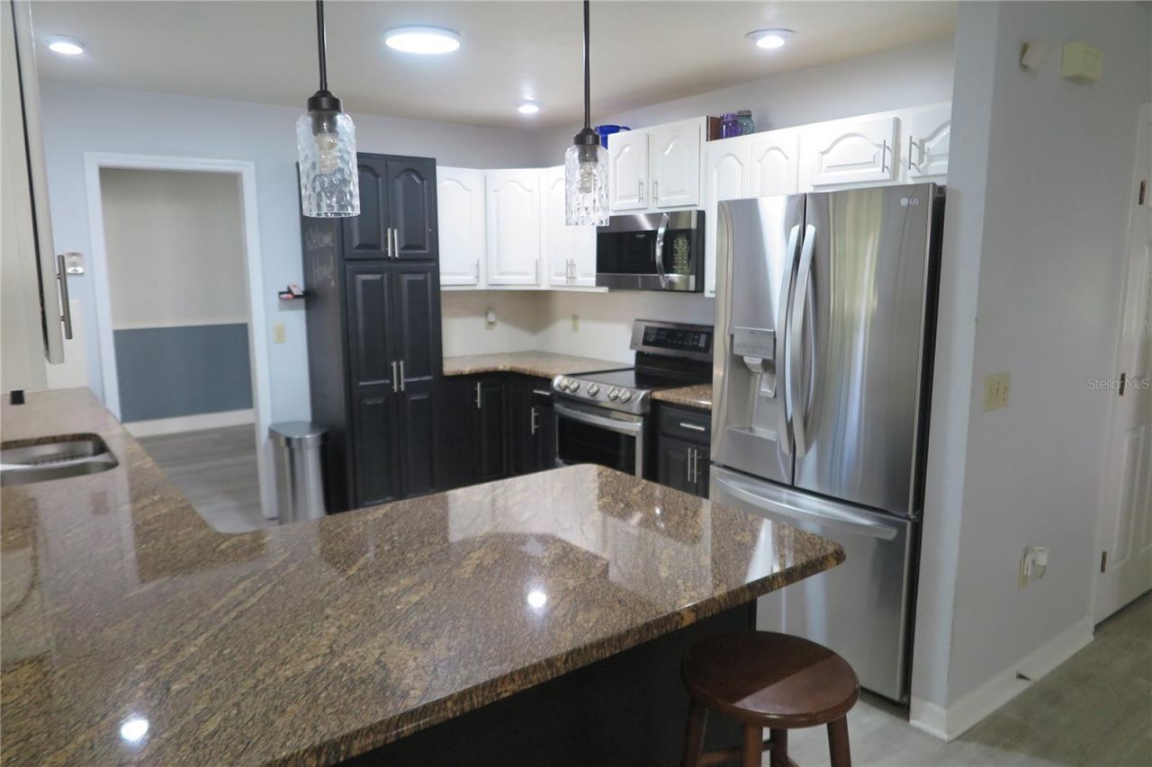 8215 SW 47th Road , Gainesville, FL 32608 Photo