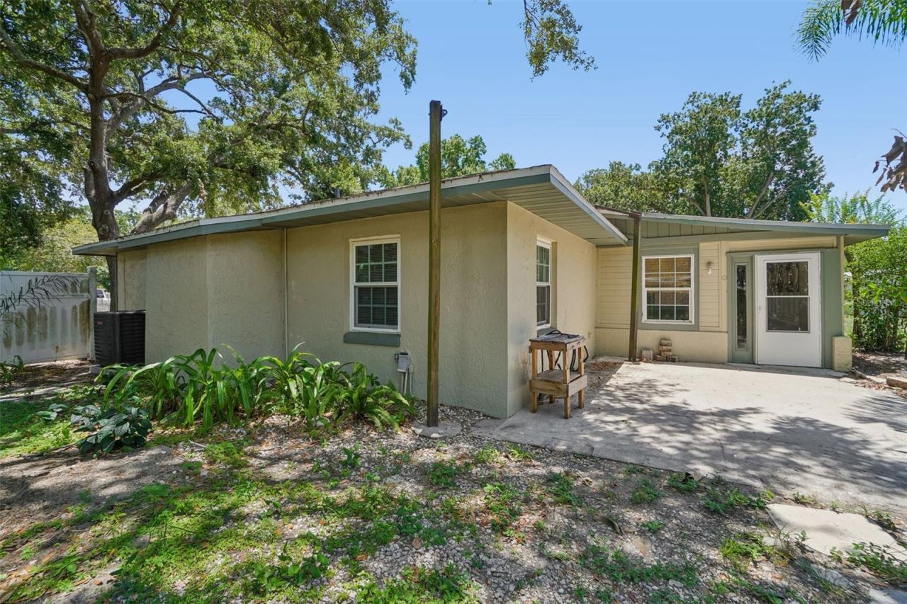 222 Lakeview Drive , Auburndale, FL 33823 Photo