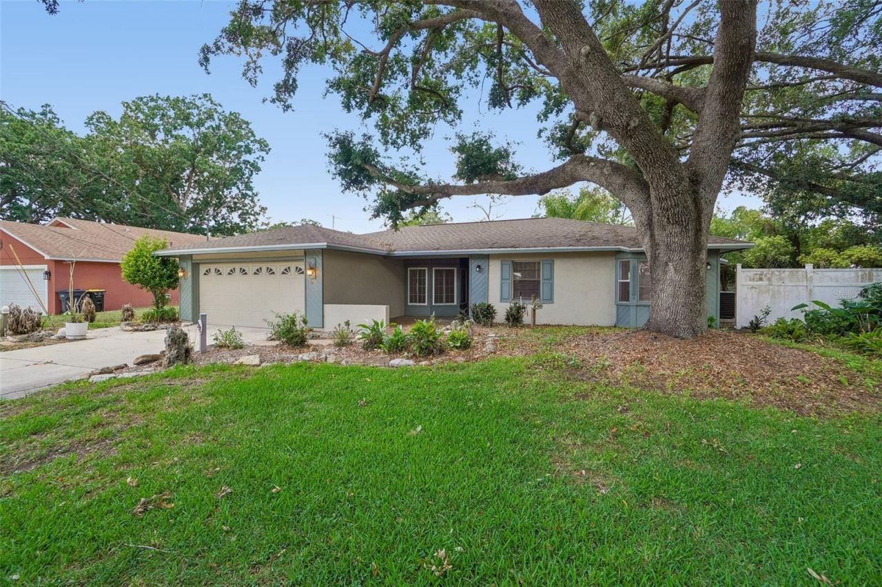 222 Lakeview Drive , Auburndale, FL 33823 Photo