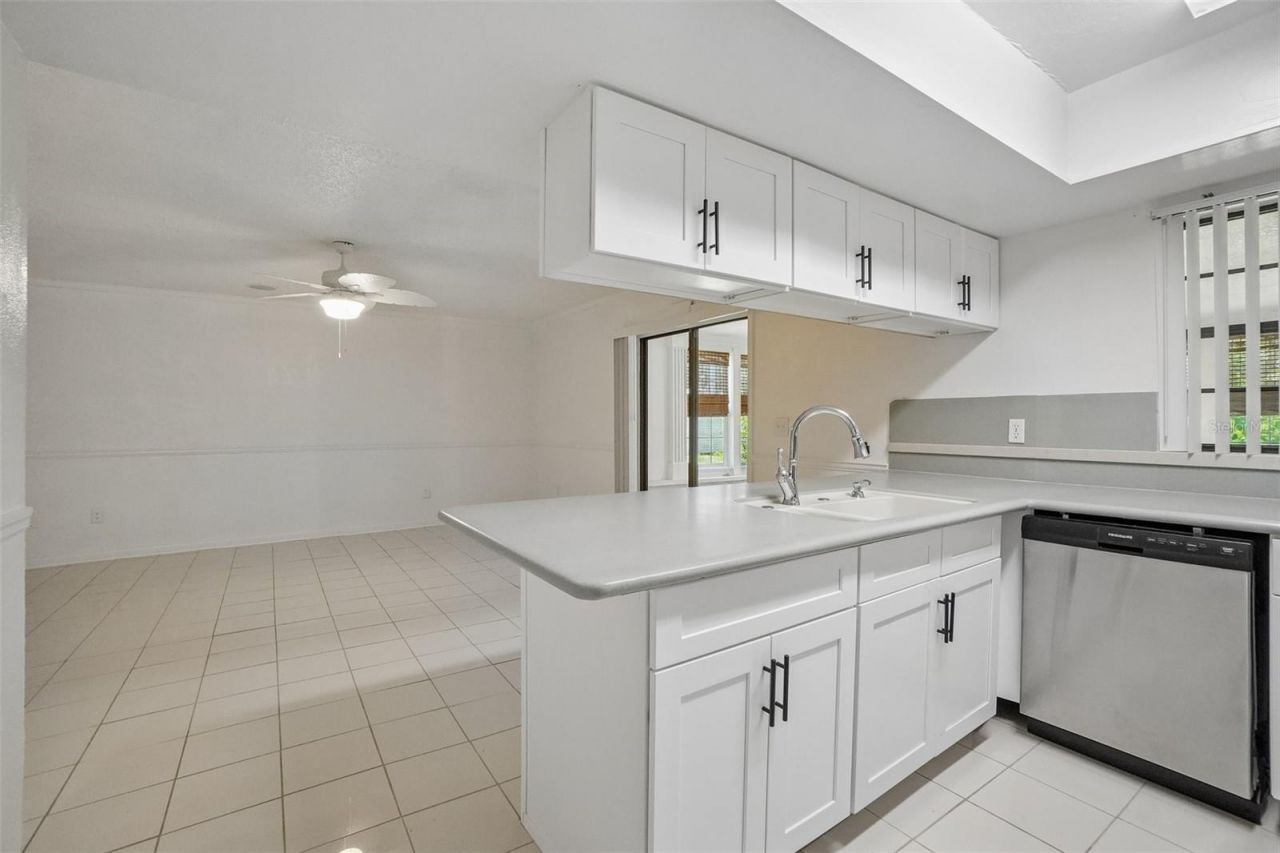 222 Lakeview Drive , Auburndale, FL 33823 Photo