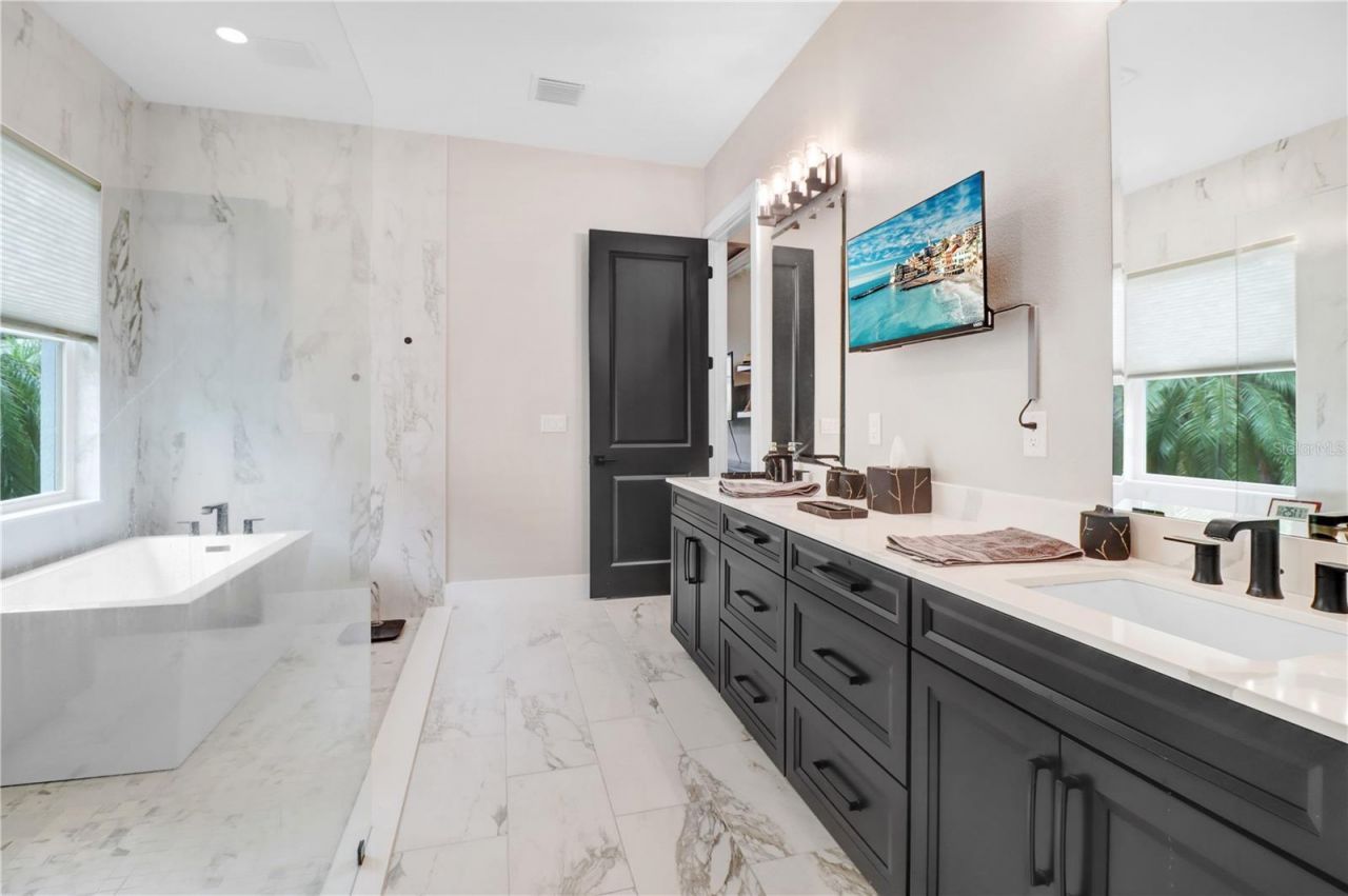 6104 Lagomar Lane, Apollo Beach, FL 33572 Photo