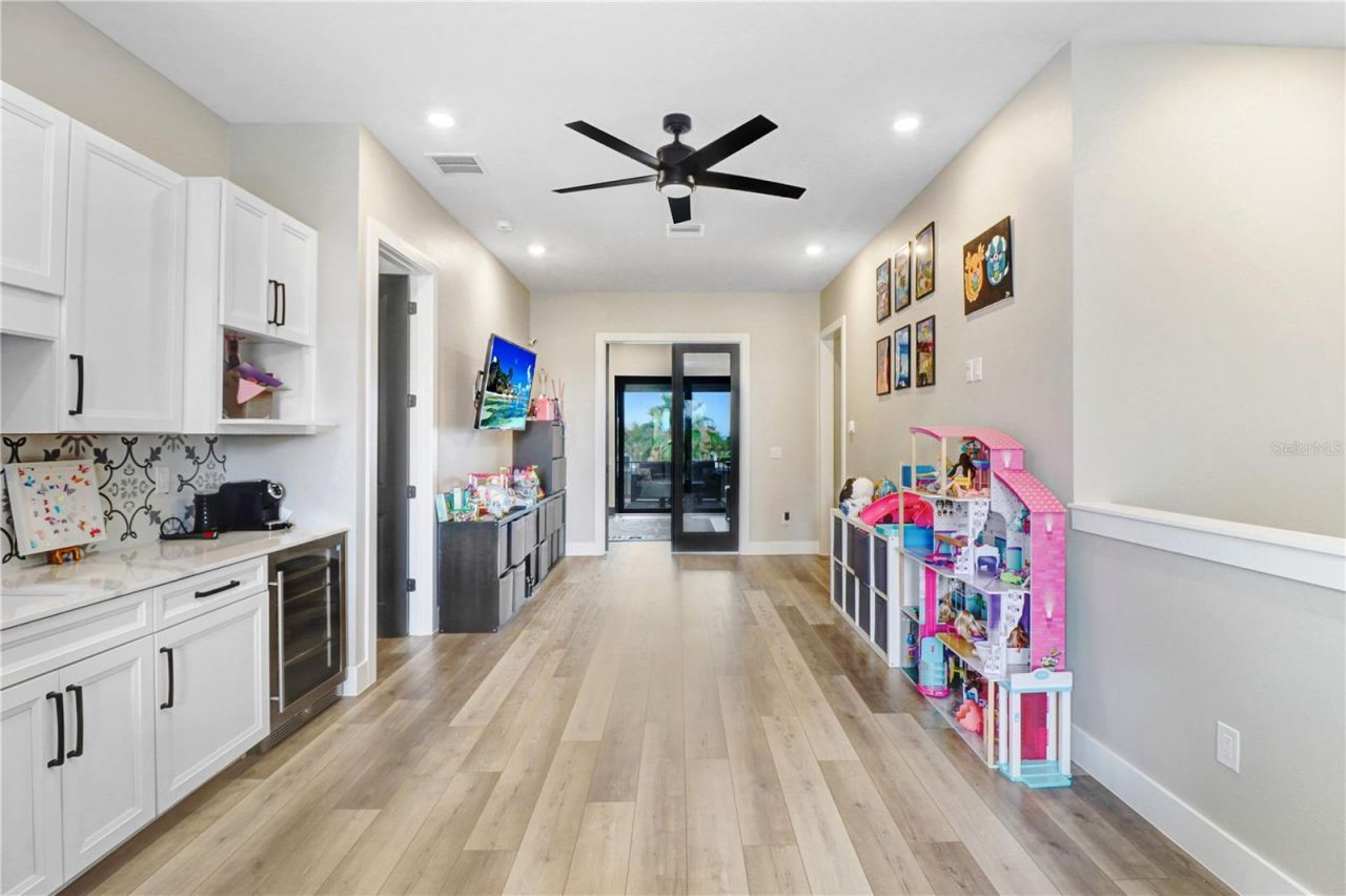 6104 Lagomar Lane, Apollo Beach, FL 33572 Photo