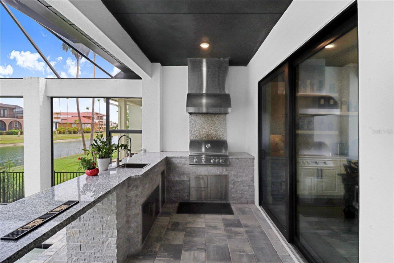 6104 Lagomar Lane, Apollo Beach, FL 33572 Photo
