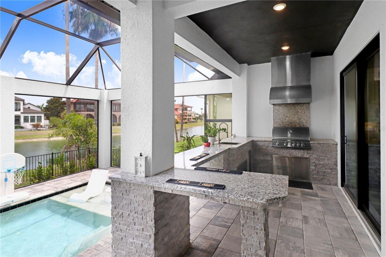 6104 Lagomar Lane, Apollo Beach, FL 33572 Photo