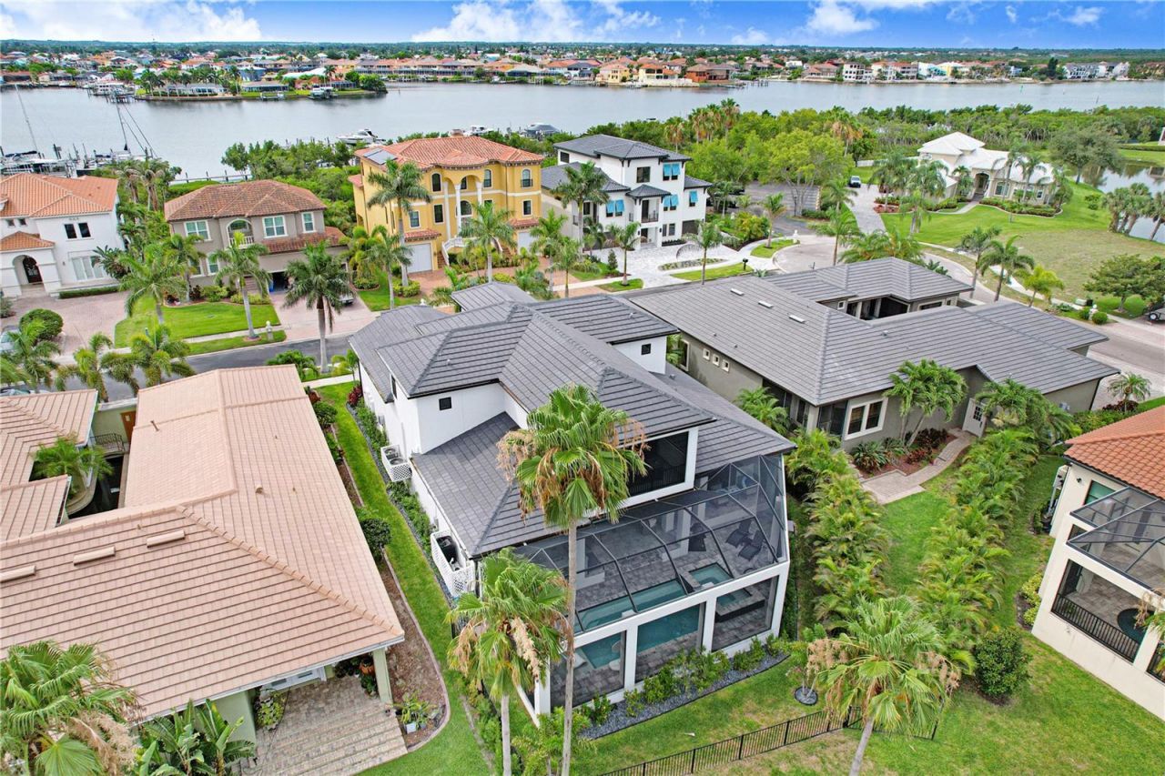 6104 Lagomar Lane, Apollo Beach, FL 33572 Photo