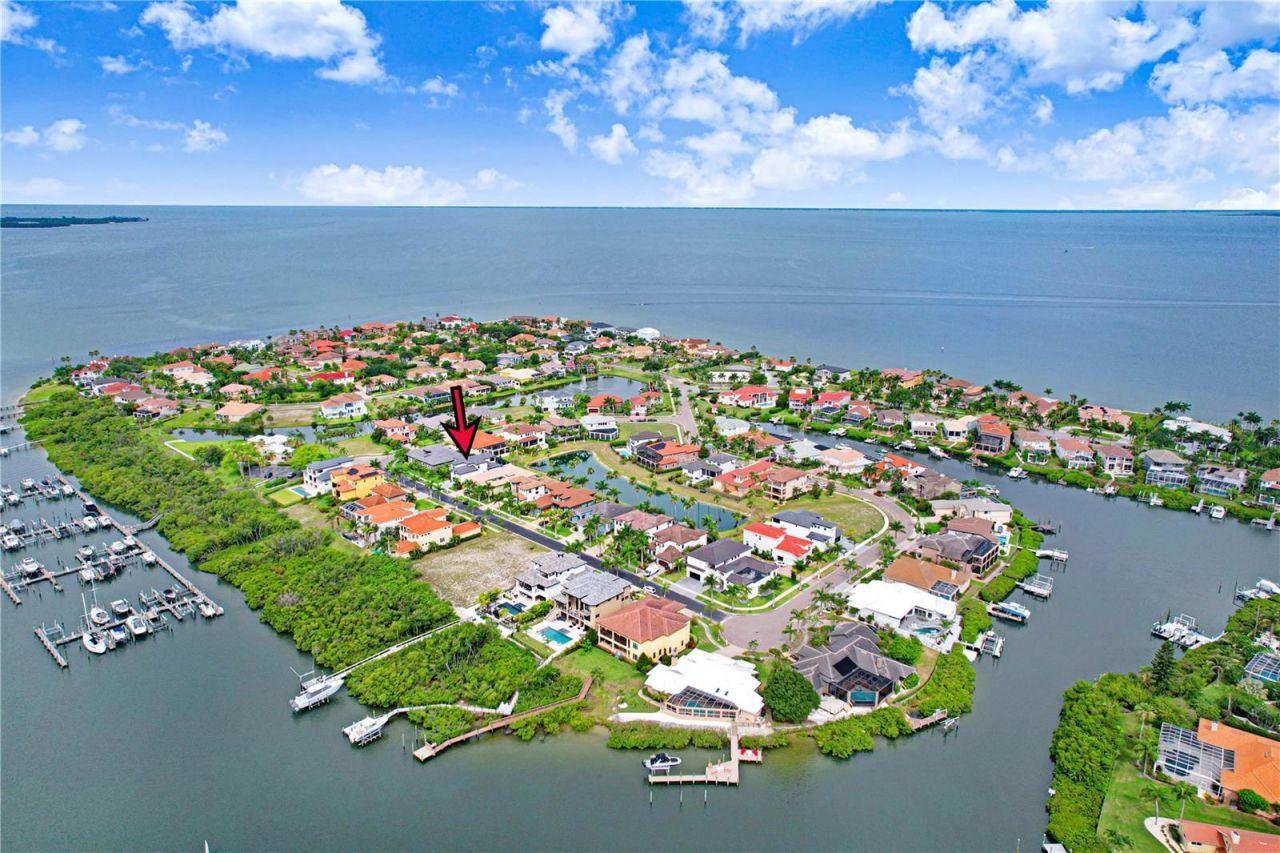 6104 Lagomar Lane, Apollo Beach, FL 33572 Photo