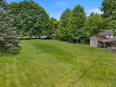 3489 Creek Road, Youngstown, NY 14174