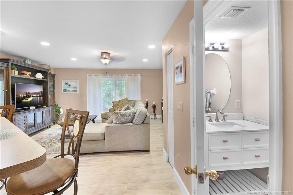 3010 SE Lexington Lakes Drive, Stuart, FL 34994 Photo