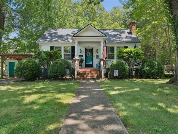 984 Ashland AVE , Bedford, VA 24523