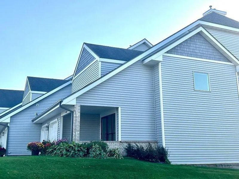 410 1st Street SE, Little Falls, MN 56345