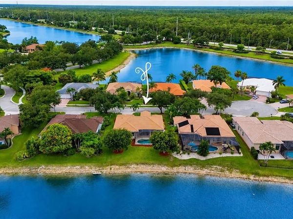934 Tropical Bay CT , NAPLES, FL 34120