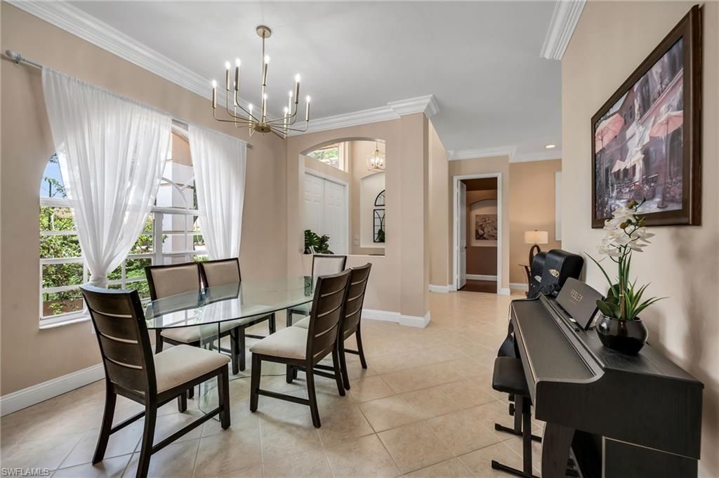 934 Tropical Bay Ct, Naples, FL 34120 Photo