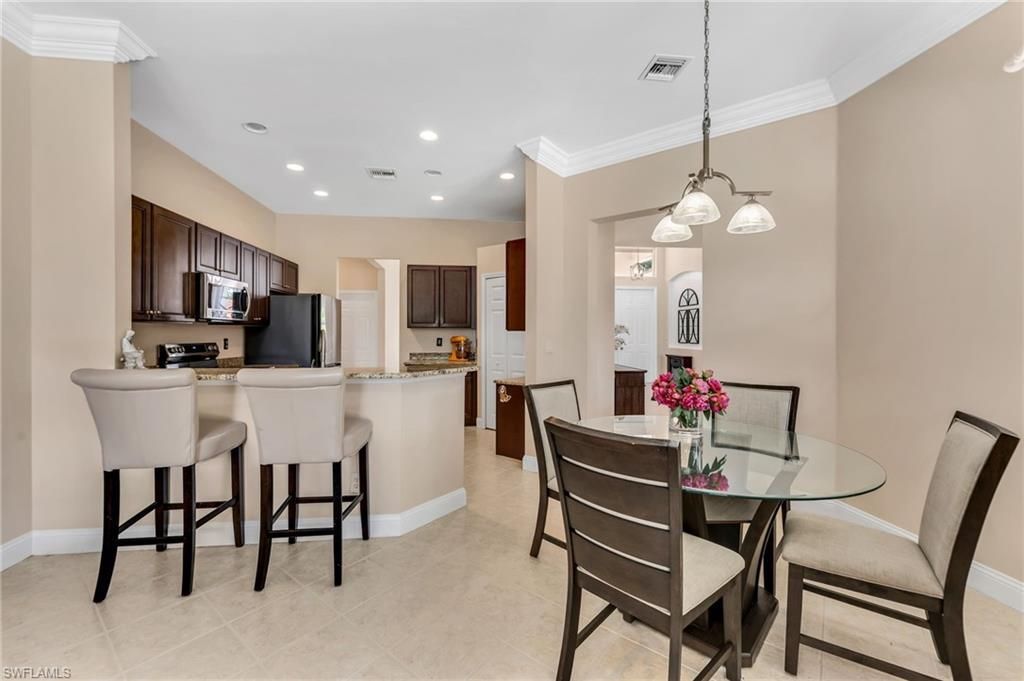 934 Tropical Bay Ct, Naples, FL 34120 Photo