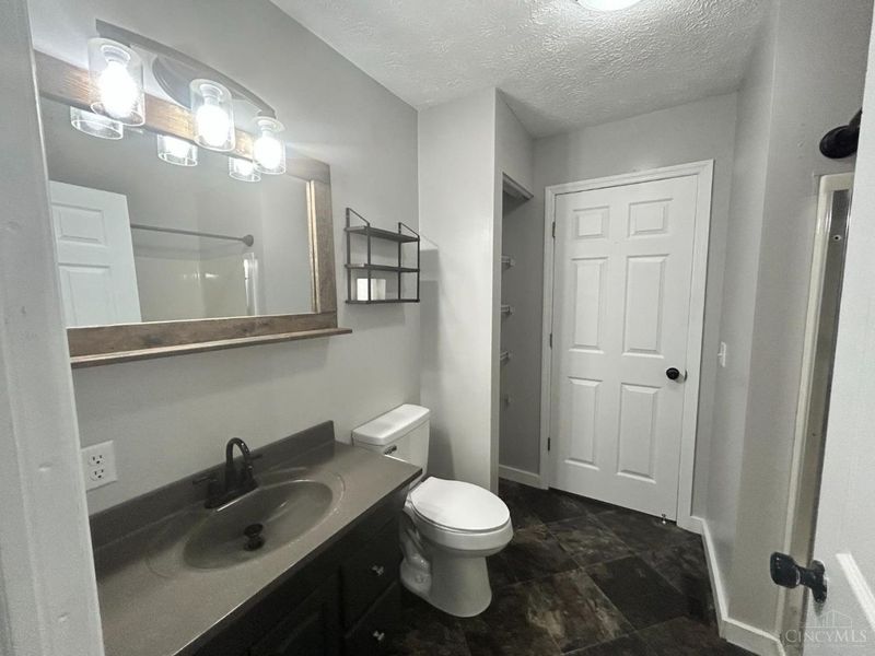 10092 North Shore Drive, Hillsboro, OH 45133 Photo 14