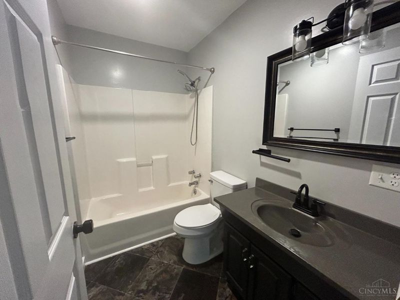 10092 North Shore Drive, Hillsboro, OH 45133 Photo 9