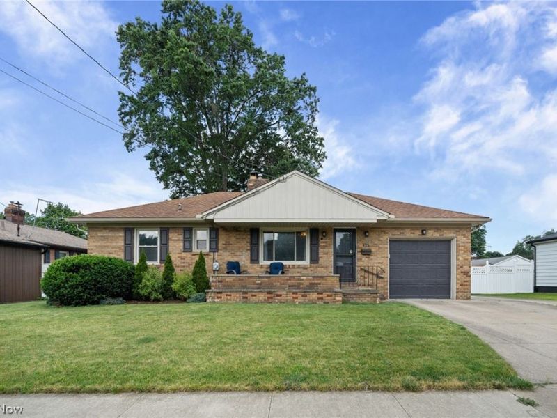 302 Homewood Avenue, Akron, OH 44312 Photo 2