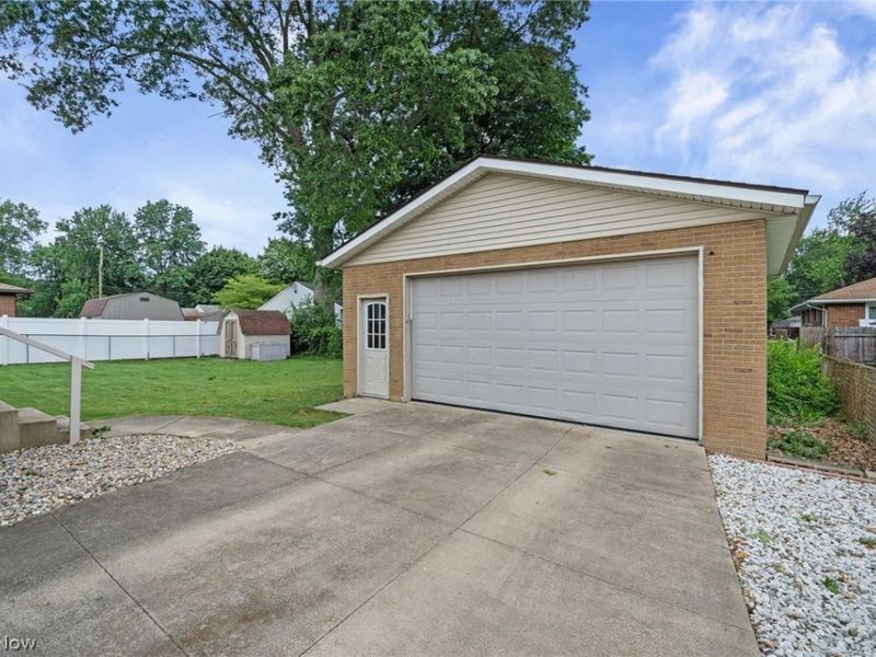 302 Homewood Avenue, Akron, OH 44312 Photo 31