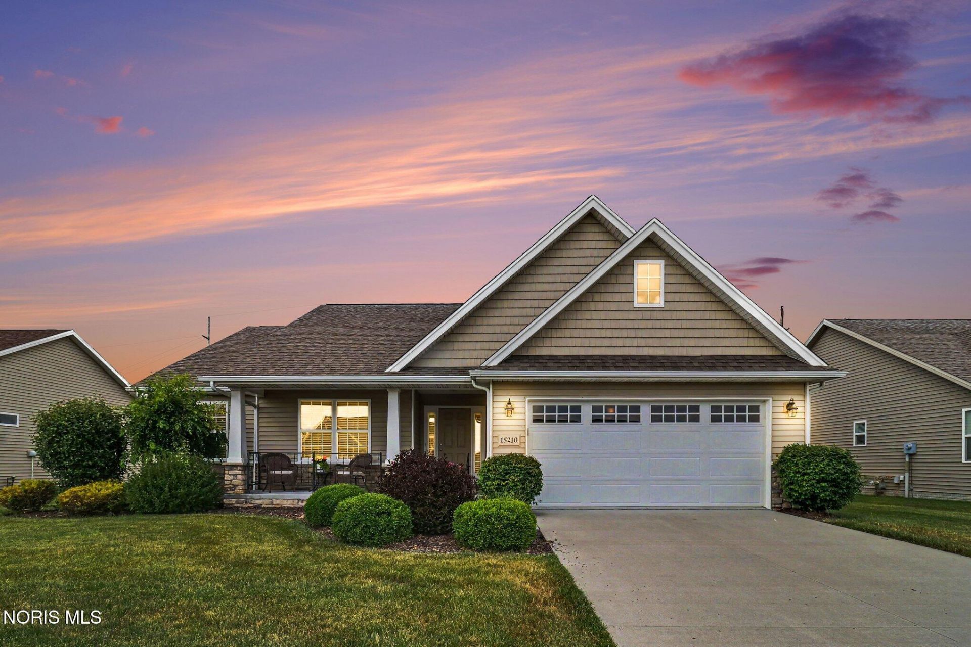 15210 Sunset Maple Drive , Perrysburg, OH 43551 Main Photo