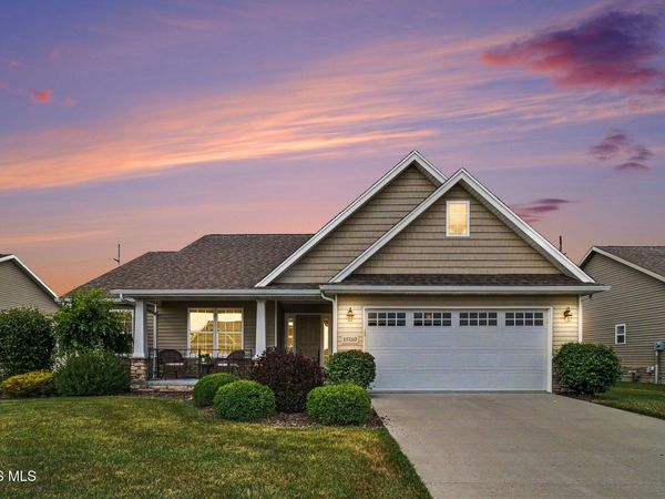 15210 Sunset Maple Drive , Perrysburg, OH 43551