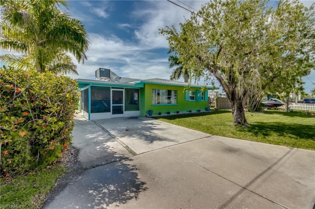 2567 Cay Cv, Matlacha, FL 33993 Photo
