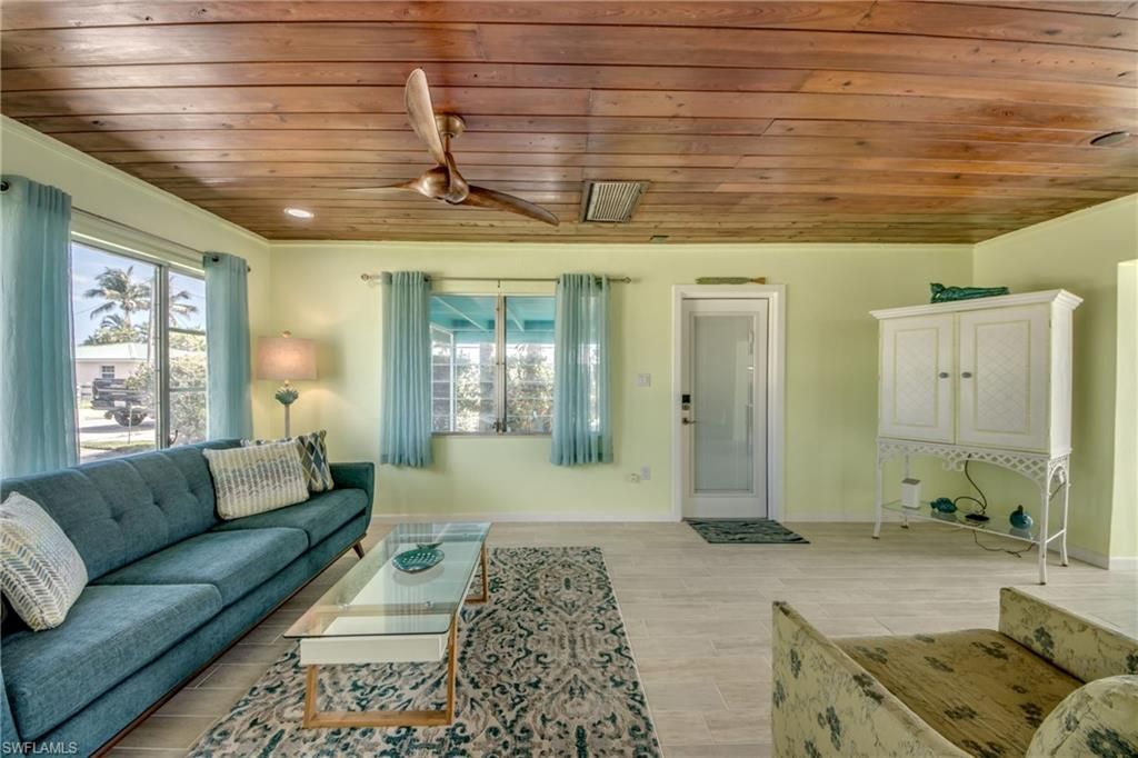 2567 Cay Cv, Matlacha, FL 33993 Photo