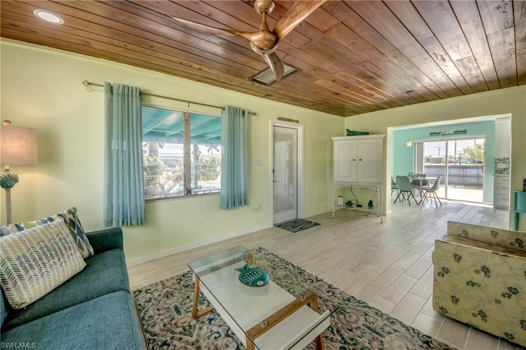 2567 Cay Cv, Matlacha, FL 33993 Photo