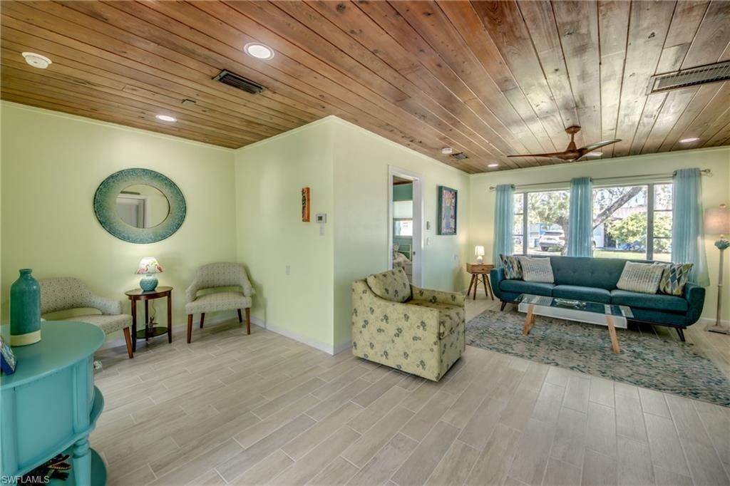 2567 Cay Cv, Matlacha, FL 33993 Photo