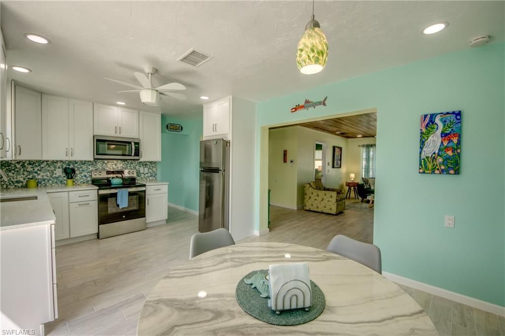 2567 Cay Cv, Matlacha, FL 33993 Photo
